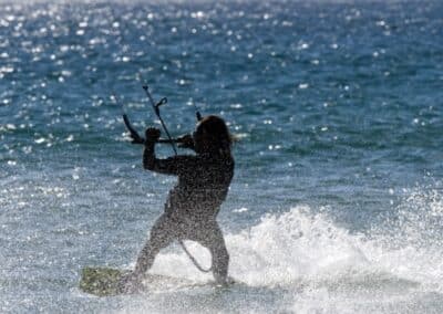 Surfer mit Welle
